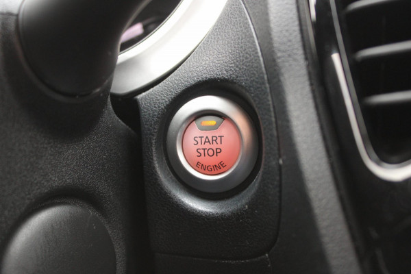 Nissan Juke 1.6 N-Connecta Navi Camera NweBanden 18INCH