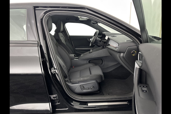 Polestar 2 Long Range Dual Motor Launch Edition 78kWh {SOH-88%} *PANO | NAVI-FULLMAP | FULL-LED | ADAPTIVE-CRUISE | BLIND-SPOT | TOP-VIEW | KEYLESS | LANE-ASSIST | DIGI-COCKPIT | CARPLAY | DAB+ | HEATED-COMFORTSEATS | CAMERA | MEMORY-PACK | PDC | 19''ALU*