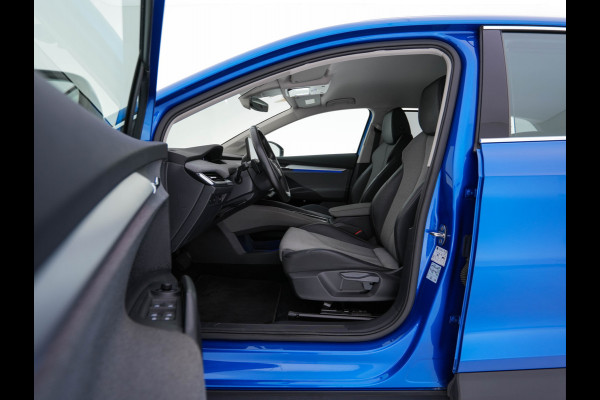 Škoda ENYAQ iV 80 [ 3-Fase ] {SOH-88% } (INCL-BTW) *LEATHER-FABRIC | FULL-LED | DIGI-COCKPIT | CAMERA | KEYLESS | NAVI-FULLMAP | AMBIENT-LIGHT | ECC | HEATED-COMFORTSEATS | DAB+ | PDC | CRUISE | CARPLAY | TOWBAR | 19"ALU*