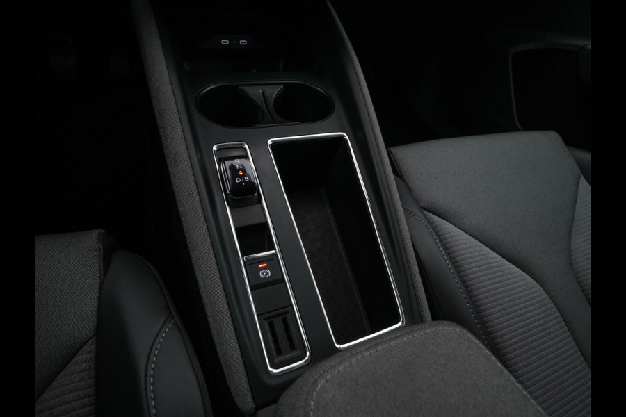 Škoda ENYAQ iV 80 [ 3-Fase ] {SOH-88% } (INCL-BTW) *LEATHER-FABRIC | FULL-LED | DIGI-COCKPIT | CAMERA | KEYLESS | NAVI-FULLMAP | AMBIENT-LIGHT | ECC | HEATED-COMFORTSEATS | DAB+ | PDC | CRUISE | CARPLAY | TOWBAR | 19"ALU*