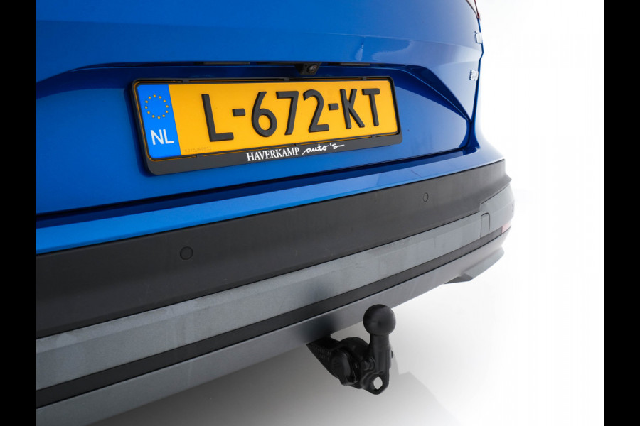 Škoda ENYAQ iV 80 [ 3-Fase ] {SOH-88% } (INCL-BTW) *LEATHER-FABRIC | FULL-LED | DIGI-COCKPIT | CAMERA | KEYLESS | NAVI-FULLMAP | AMBIENT-LIGHT | ECC | HEATED-COMFORTSEATS | DAB+ | PDC | CRUISE | CARPLAY | TOWBAR | 19"ALU*