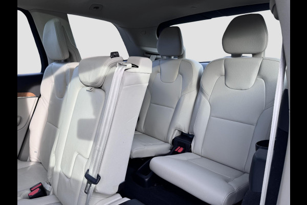 Volvo XC90 2.0 T8 Recharge AWD R-Design | Pano | Memorystoelen | Pilot Assist | Carplay | Comfortstoelen | 7 persoons