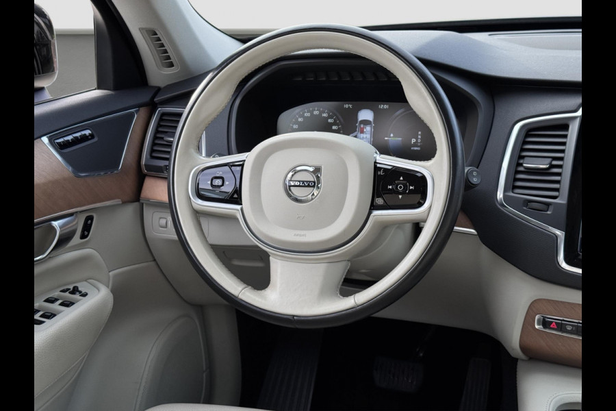 Volvo XC90 2.0 T8 Recharge AWD R-Design | Pano | Memorystoelen | Pilot Assist | Carplay | Comfortstoelen | 7 persoons