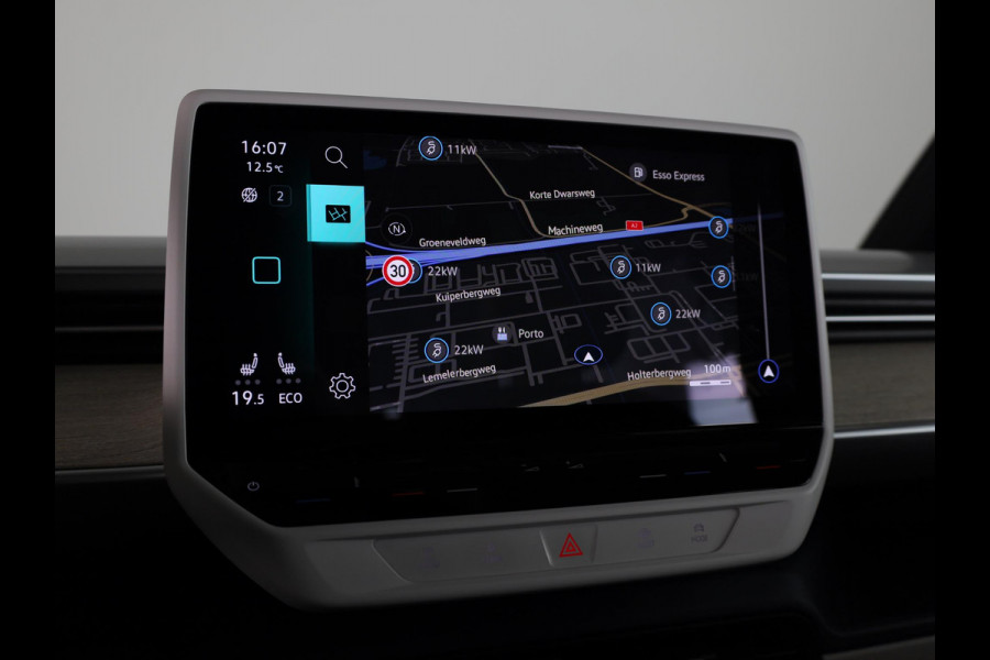 Volkswagen ID. Buzz Pro 77 kwH SWB 204 PK | Navigatie | Camera | Wegklapbare trekhaak | Matrix led