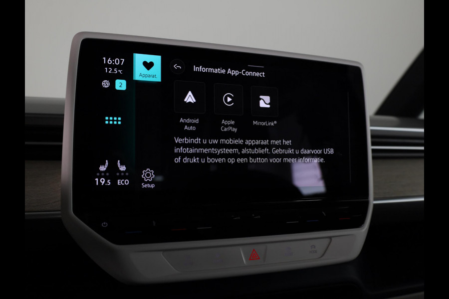 Volkswagen ID. Buzz Pro 77 kwH SWB 204 PK | Navigatie | Camera | Wegklapbare trekhaak | Matrix led