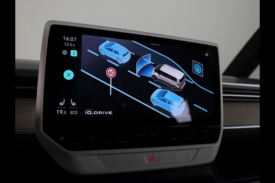 Volkswagen ID. Buzz Pro 77 kwH SWB 204 PK | Navigatie | Camera | Wegklapbare trekhaak | Matrix led