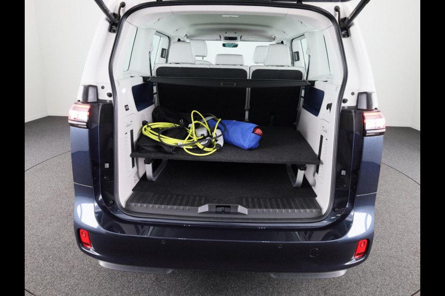 Volkswagen ID. Buzz Pro 77 kwH SWB 204 PK | Navigatie | Camera | Wegklapbare trekhaak | Matrix led