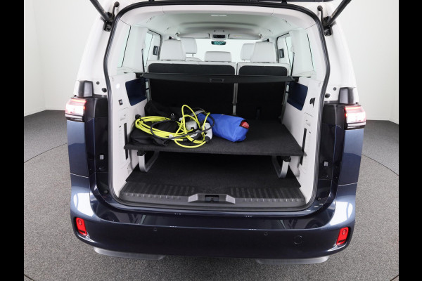 Volkswagen ID. Buzz Pro 77 kwH SWB 204 PK | Navigatie | Camera | Wegklapbare trekhaak | Matrix led