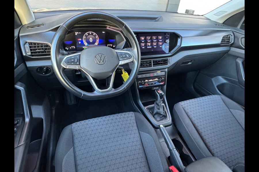 Volkswagen T-Cross 1.5 TSI Automaat R-Line * Virtual Cockpit * Adaptieve Cruise * Carplay *