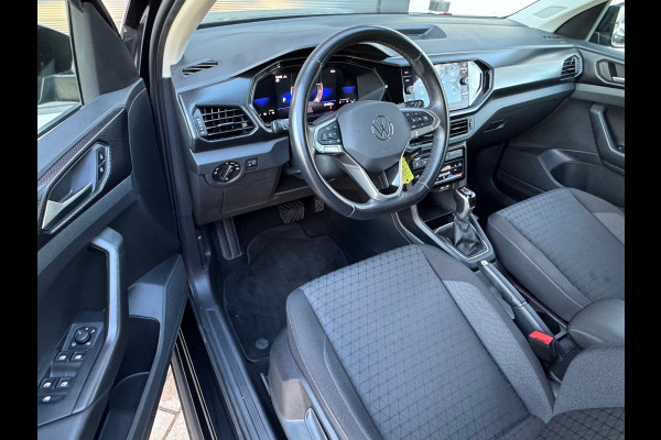 Volkswagen T-Cross 1.5 TSI Automaat R-Line * Virtual Cockpit * Adaptieve Cruise * Carplay *
