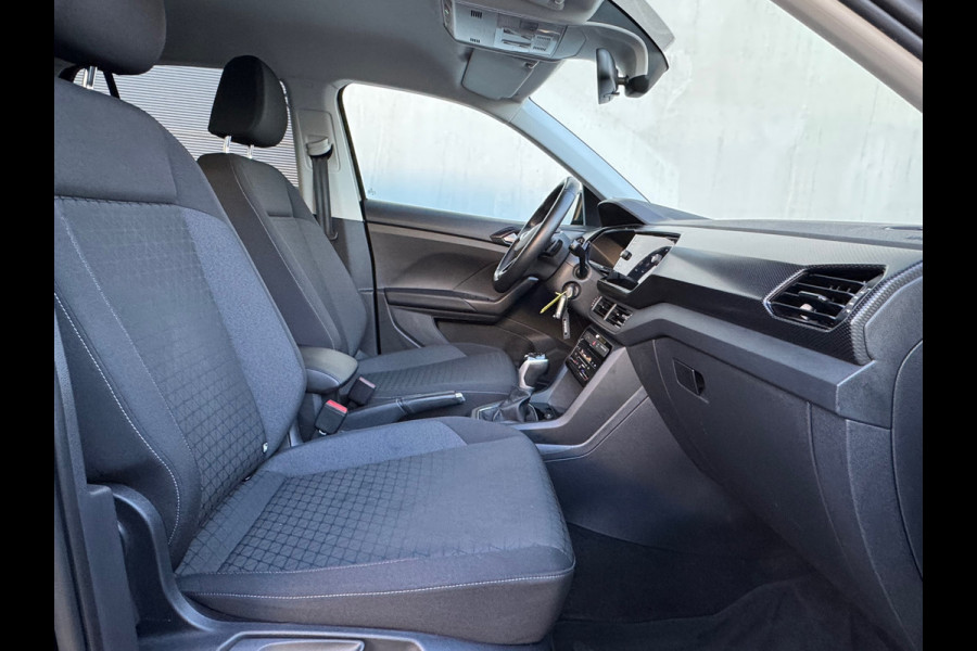 Volkswagen T-Cross 1.5 TSI Automaat R-Line * Virtual Cockpit * Adaptieve Cruise * Carplay *