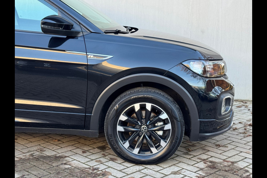 Volkswagen T-Cross 1.5 TSI Automaat R-Line * Virtual Cockpit * Adaptieve Cruise * Carplay *