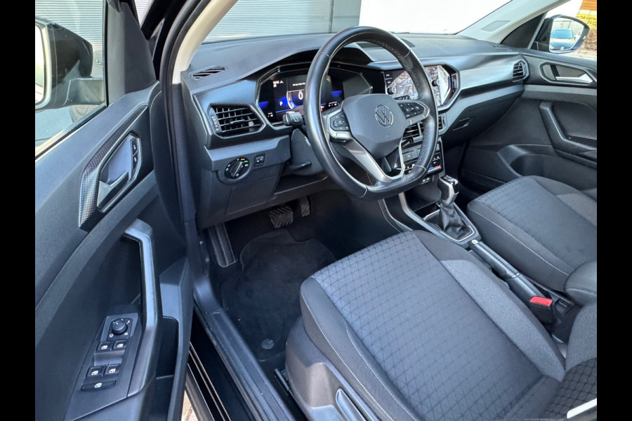 Volkswagen T-Cross 1.5 TSI Automaat R-Line * Virtual Cockpit * Adaptieve Cruise * Carplay *