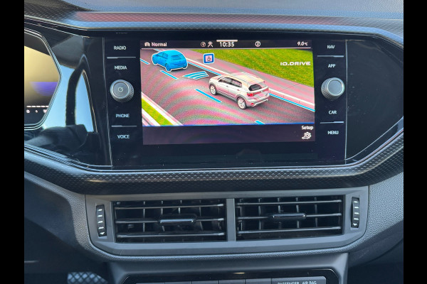 Volkswagen T-Cross 1.5 TSI Automaat R-Line * Virtual Cockpit * Adaptieve Cruise * Carplay *
