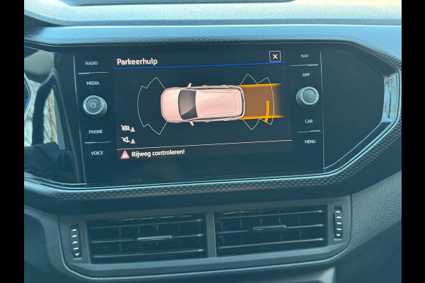 Volkswagen T-Cross 1.5 TSI Automaat R-Line * Virtual Cockpit * Adaptieve Cruise * Carplay *