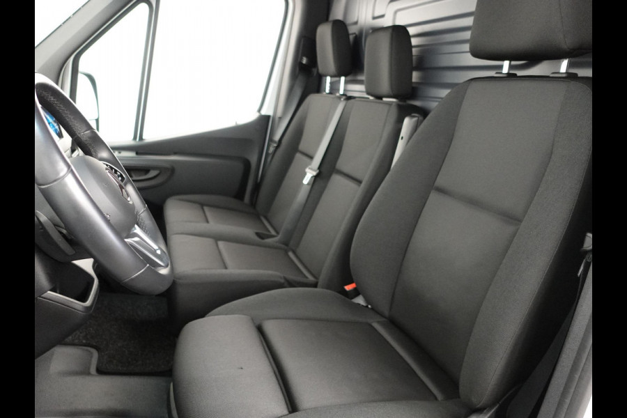 Mercedes-Benz Sprinter 315 L2H2 Automaat Airco Camera Navigatie