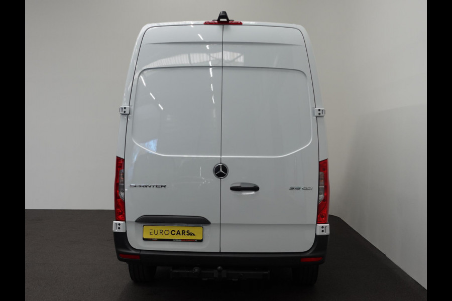 Mercedes-Benz Sprinter 315 CDI Aut 9G-Tronic L2H2 PRO Airco MBUX Navi Adaptive Cruise Control Leder PDC VA + Camera Trekhaak 3500kg Comfortstoel