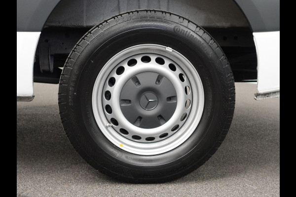 Mercedes-Benz Sprinter 315 CDI Aut 9G-Tronic L2H2 PRO Airco MBUX Navi Adaptive Cruise Control Leder PDC VA + Camera Trekhaak 3500kg Comfortstoel