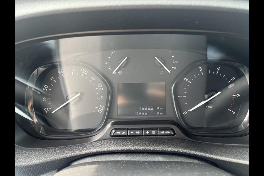 Opel Vivaro 2.0 CDTI 145PK L2H1 Edition Automaat Airco Navigatie Bluetooth Cruise Trekhaak