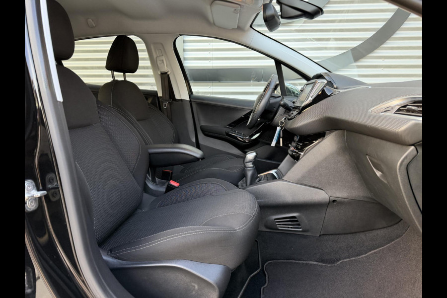 Peugeot 208 1.2 PureTech Allure 2e Eigenaar,Navi,Camera,Clima,Cruise,Apple Carplay,PDC,APK tot 03-2026