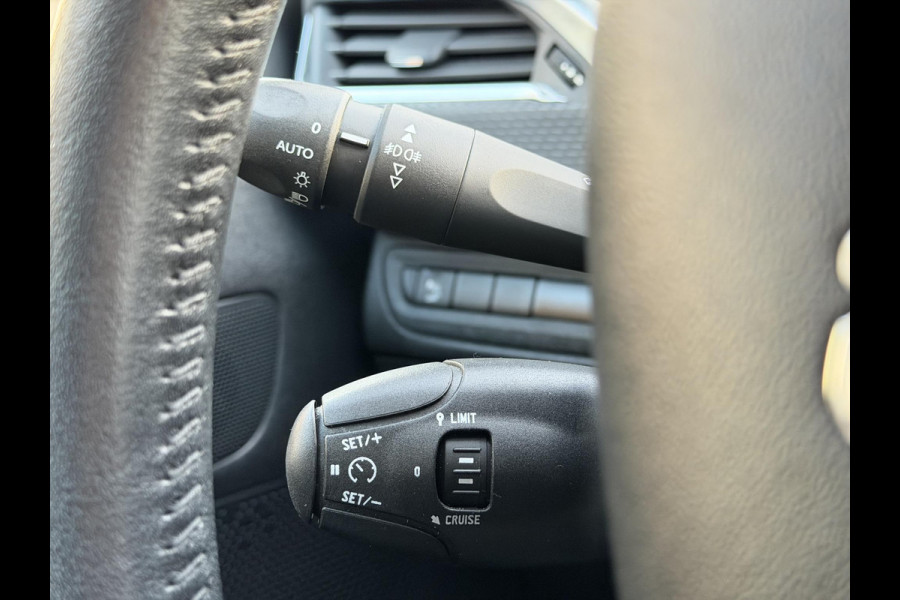 Peugeot 208 1.2 PureTech Allure 2e Eigenaar,Navi,Camera,Clima,Cruise,Apple Carplay,PDC,APK tot 03-2026