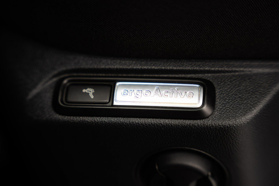 Volkswagen Tiguan 1.4 TSI ACT R-Line Pano|Camera|ACC|Massage|Draadloos Laden|