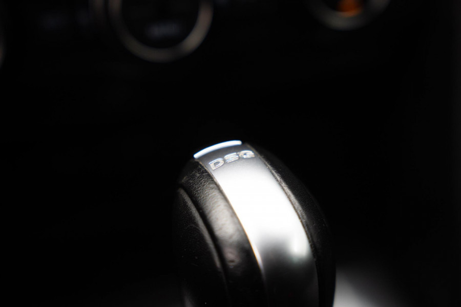 Volkswagen Tiguan 1.4 TSI ACT R-Line Pano|Camera|ACC|Massage|Draadloos Laden|