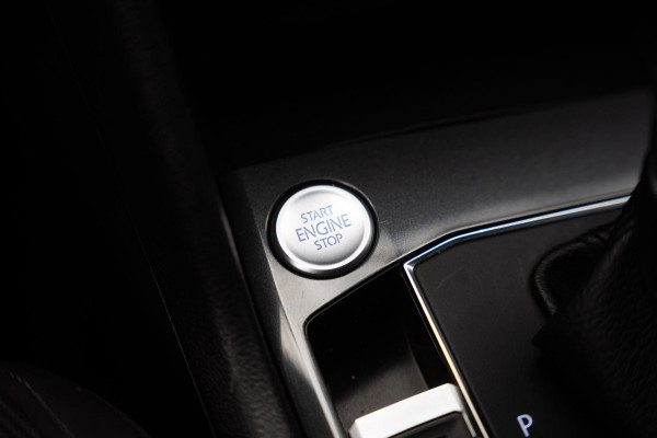 Volkswagen Tiguan 1.4 TSI ACT R-Line Pano|Camera|ACC|Massage|Draadloos Laden|