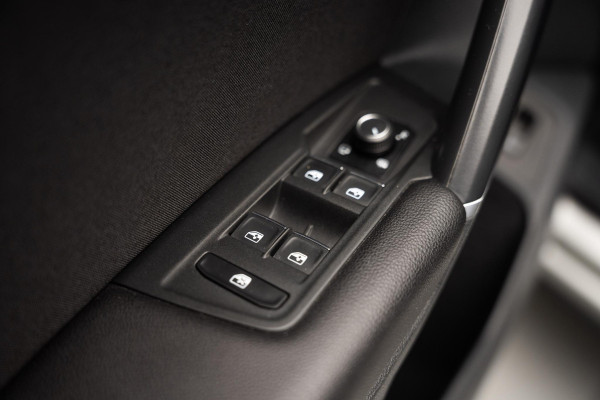 Volkswagen Tiguan 1.4 TSI ACT R-Line Pano|Camera|ACC|Massage|Draadloos Laden|