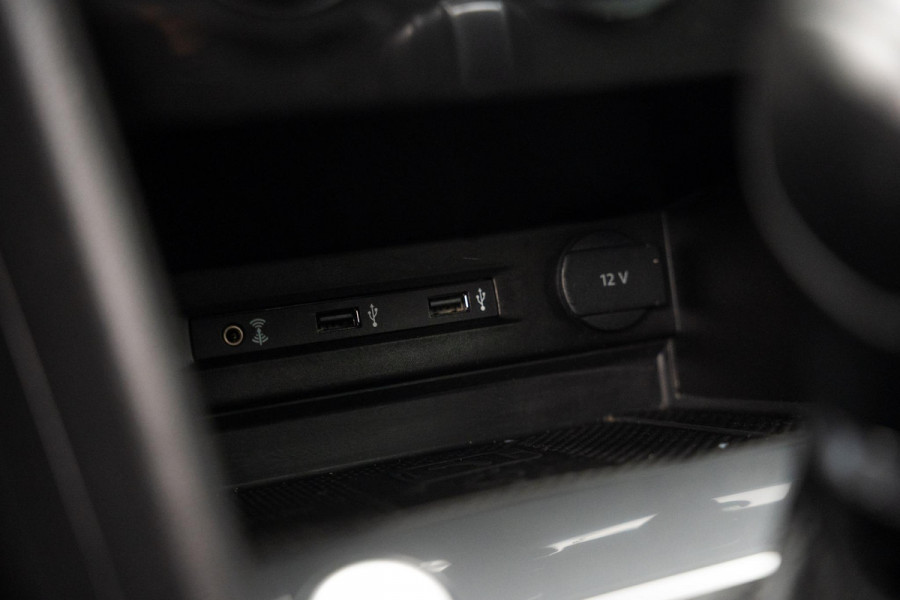 Volkswagen Tiguan 1.4 TSI ACT R-Line Pano|Camera|ACC|Massage|Draadloos Laden|