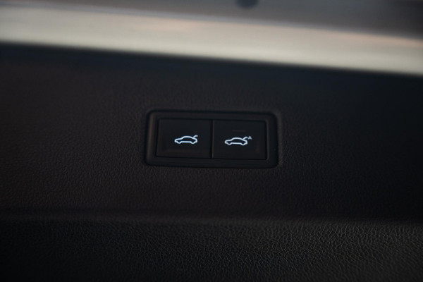 Volkswagen Tiguan 1.4 TSI ACT R-Line Pano|Camera|ACC|Massage|Draadloos Laden|