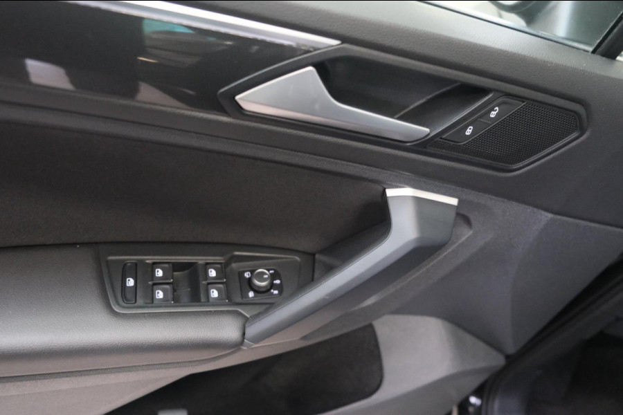 Volkswagen Tiguan 1.5 TSI ACT Highline R-Line - N.A.P. Airco, Cruise, Panodak, Navi,