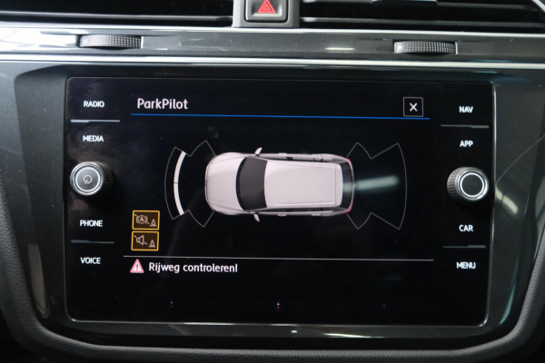 Volkswagen Tiguan 1.5 TSI ACT Highline R-Line - N.A.P. Airco, Cruise, Panodak, Navi,