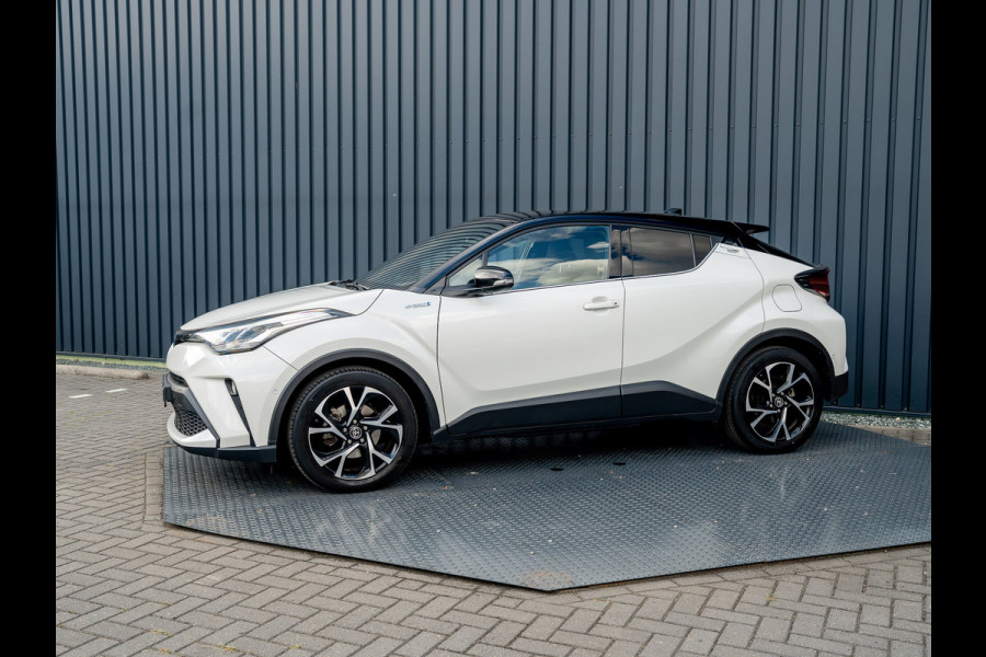 Toyota C-HR 2.0 Hybrid Bi-Tone | Dodehoek sensoren | Stuur&Stoel verw. | Parkeersensoren | Prijs Rijklaar!!