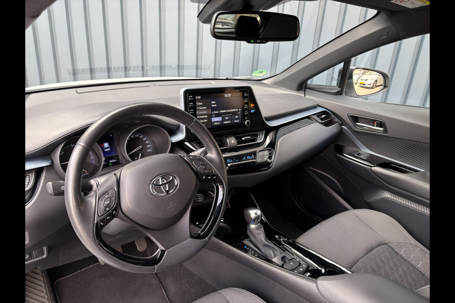 Toyota C-HR 2.0 Hybrid Bi-Tone | Dodehoek sensoren | Stuur&Stoel verw. | Parkeersensoren | Prijs Rijklaar!!
