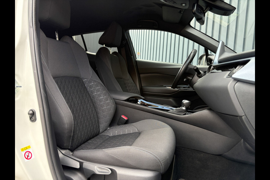 Toyota C-HR 2.0 Hybrid Bi-Tone | Dodehoek sensoren | Stuur&Stoel verw. | Parkeersensoren | Prijs Rijklaar!!