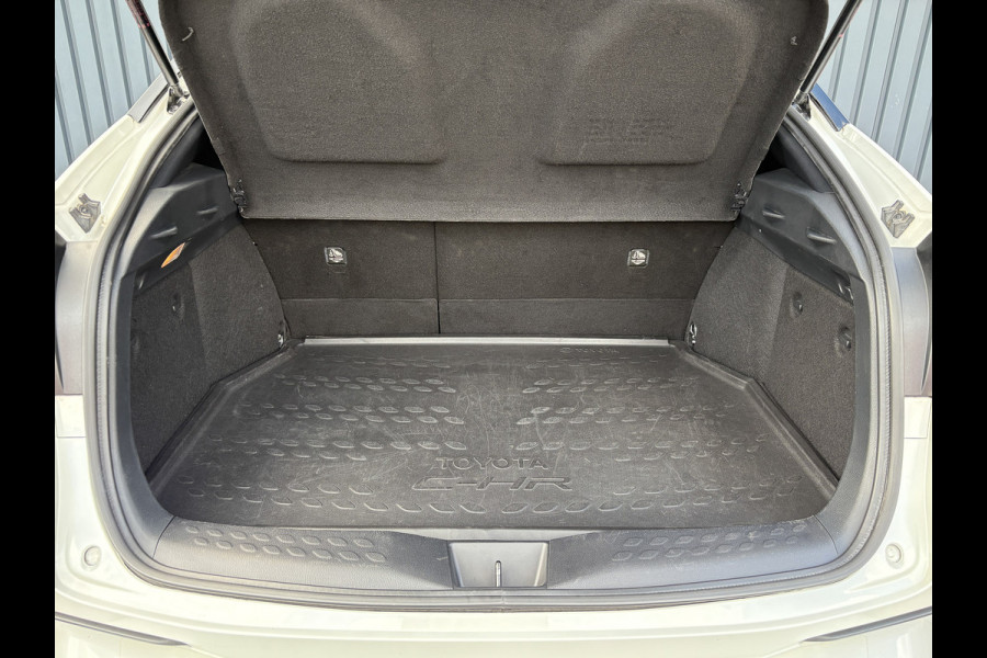 Toyota C-HR 2.0 Hybrid Bi-Tone | Dodehoek sensoren | Stuur&Stoel verw. | Parkeersensoren | Prijs Rijklaar!!