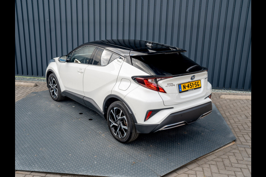 Toyota C-HR 2.0 Hybrid Bi-Tone | Dodehoek sensoren | Stuur&Stoel verw. | Parkeersensoren | Prijs Rijklaar!!