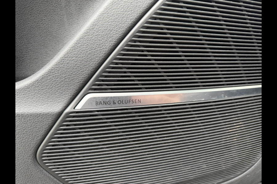 Audi Q8 4.0 TDI SQ8 ABT quattro | Panoramadak | Camera | 23 Inch Lichtmetalen Velgen | DAB | Stoelverwarming/Koeling |