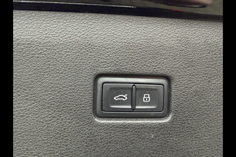 Audi Q8 4.0 TDI SQ8 ABT quattro | Panoramadak | Camera | 23 Inch Lichtmetalen Velgen | DAB | Stoelverwarming/Koeling |