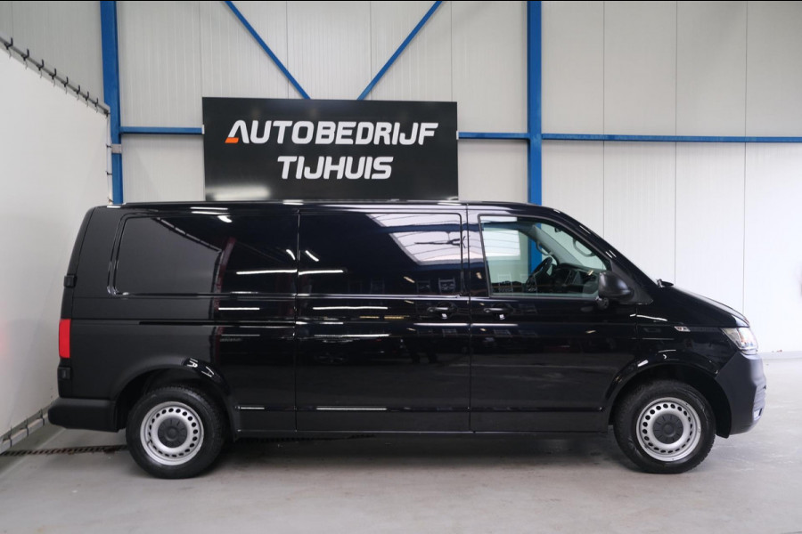 Volkswagen Transporter 2.0 TDI L2H1 150 PK - N.A.P. Airco, Cruise, Navi, PDC.