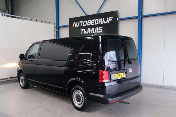Volkswagen Transporter 2.0 TDI L2H1 150 PK - N.A.P. Airco, Cruise, Navi, PDC.
