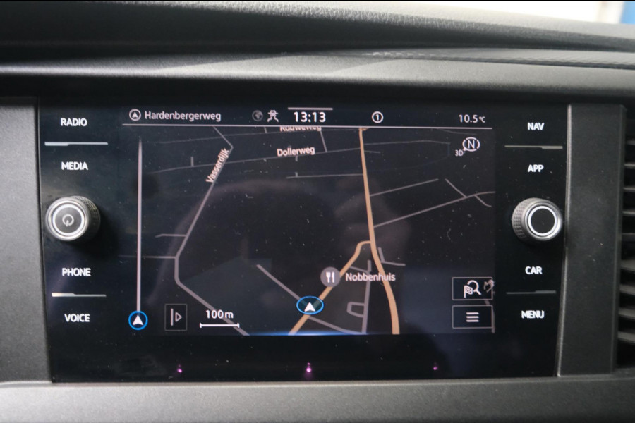 Volkswagen Transporter 2.0 TDI L2H1 150 PK - N.A.P. Airco, Cruise, Navi, PDC.