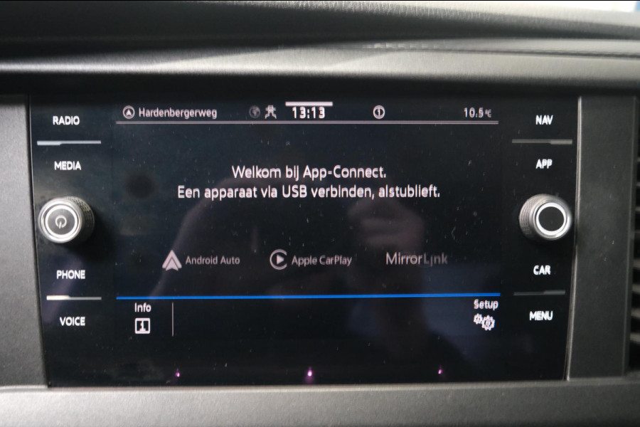 Volkswagen Transporter 2.0 TDI L2H1 150 PK - N.A.P. Airco, Cruise, Navi, PDC.