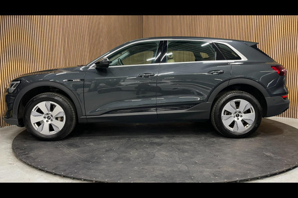 Audi e-tron 55 Quattro 95 kWh|92% SOH|GROTE ACCU|TREKHAAK|LEDER|CLIMA+CRUISE CTRL|MEMORY|NAVIGATIE|NL- AUTO|NAP|INCL. BTW|1e EIG.|