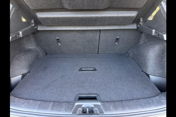 Nissan QASHQAI 1.3 DIG-T Tekna + Automaat | Leder | Trekhaak | Pano | Bose  | Adaptive CC | MemorySeat |