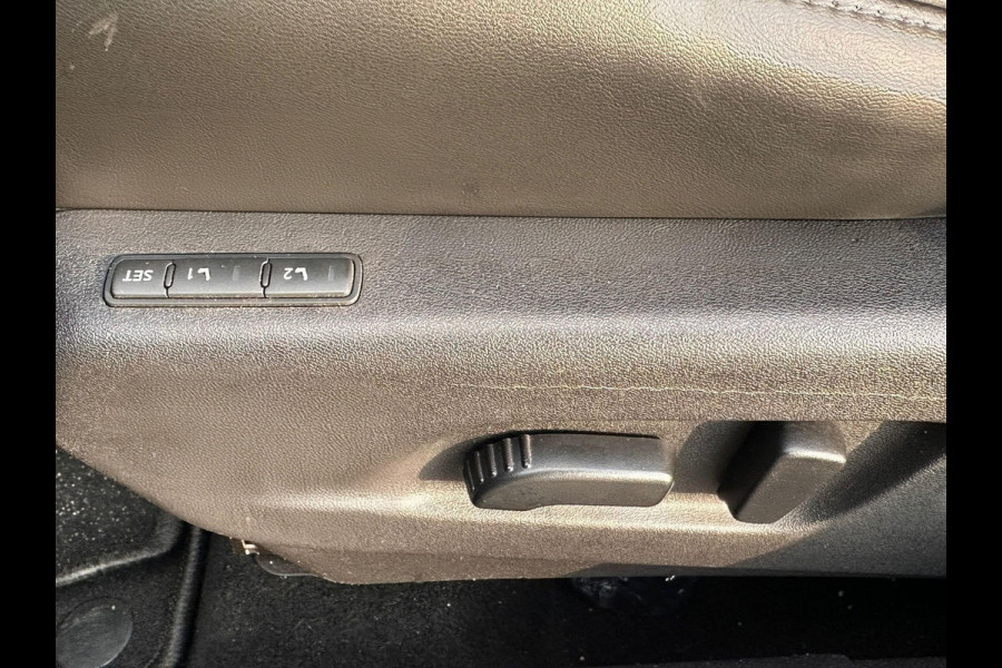 Nissan QASHQAI 1.3 DIG-T Tekna + Automaat | Leder | Trekhaak | Pano | Bose  | Adaptive CC | MemorySeat |