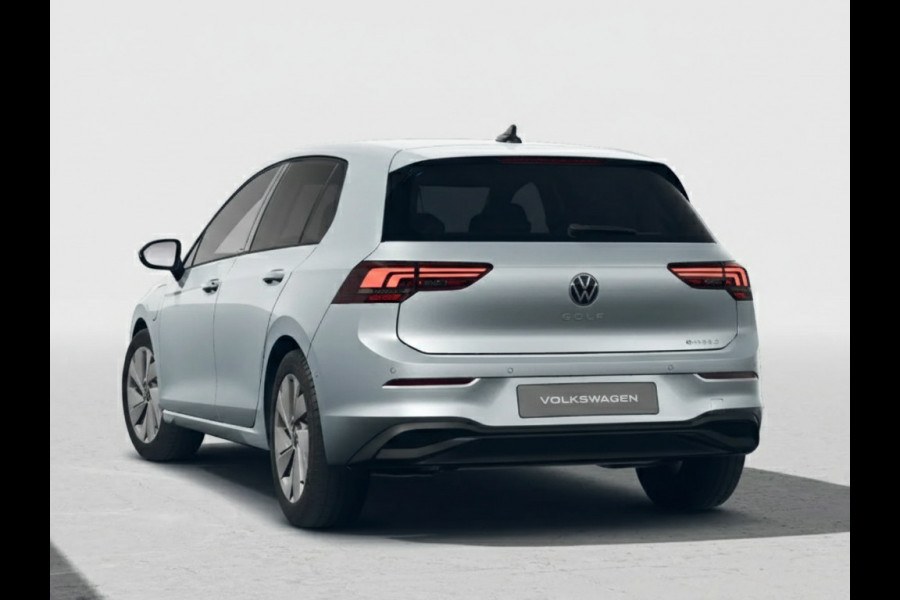 Volkswagen Golf Life Edition 1.5 eHybrid 150 kW / 204 PK Hatchback