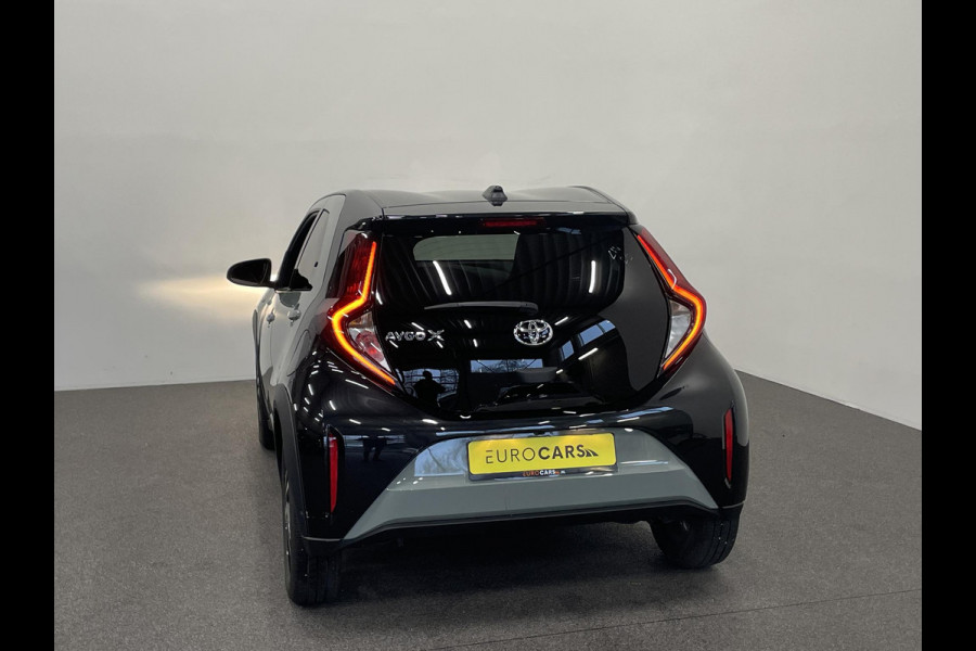 Toyota Aygo X 1.0 VVT-i Automaat Pulse | Navigatie | Apple Carplay/Android Auto | Camera | 17" Lichtmetalen Velgen | Climate Control | Adaptive Cruise Control | Two Tone