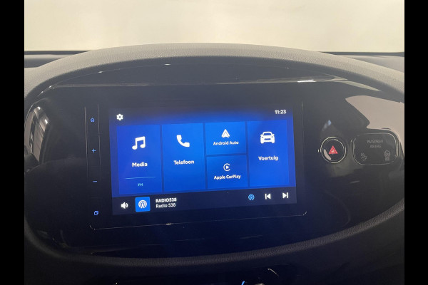 Toyota Aygo X 1.0 VVT-i Automaat Pulse | Navigatie | Apple Carplay/Android Auto | Camera | 17" Lichtmetalen Velgen | Climate Control | Adaptive Cruise Control | Two Tone